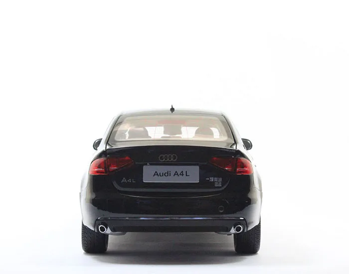 1:18 литая под давлением модель для Audi A4L 2010 Черный сплав игрушечный автомобиль миниатюрная коллекция подарки A4 S4