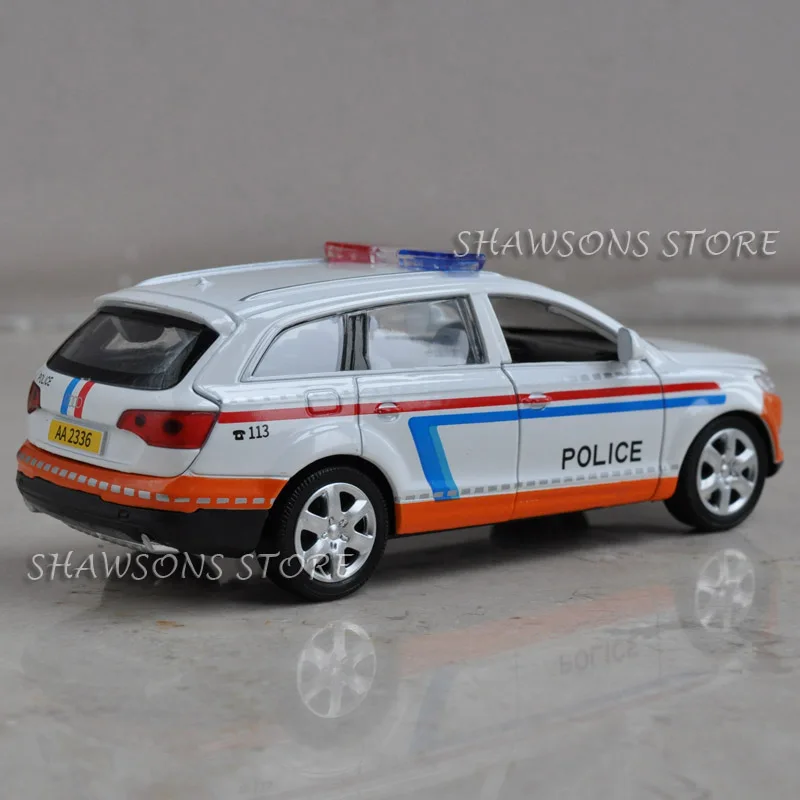 1:32 литая модель автомобиля Audi Q7 копия полицейского пикапа со звуком светильник|car