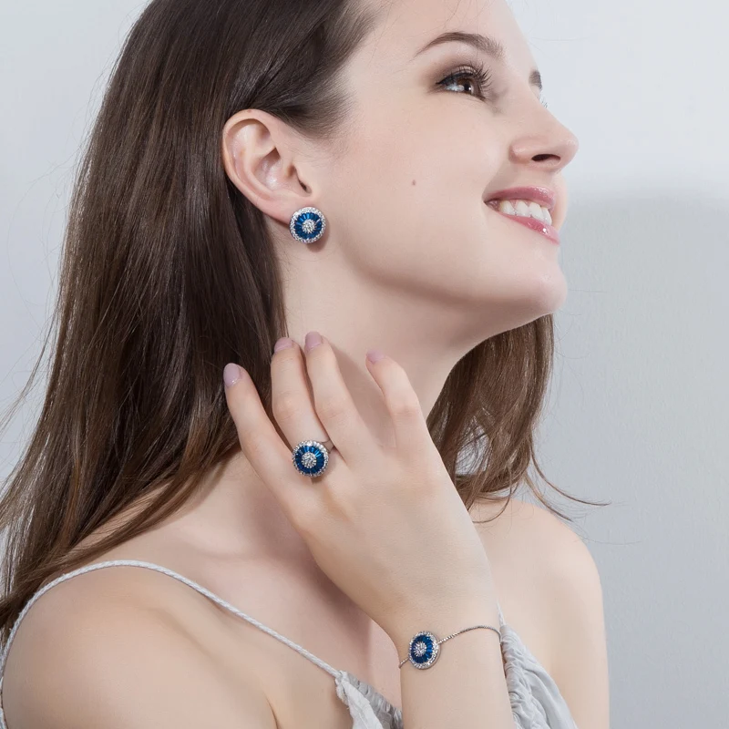 Pera Новая мода дизайн большой прозрачный Белый Micro Pave AAA+ кубический цирконий Сверкающий Круглый Серебряный цвет обручение вечерние кольца R065