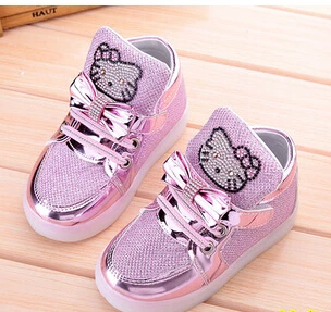 Бренд Новые детские туфли Новинка весны Hello Kitty со стразами обувь со светодиодной подсветкой для девочек принцессы Милая обувь с светильник EU 21-30 - Цвет: Розовый