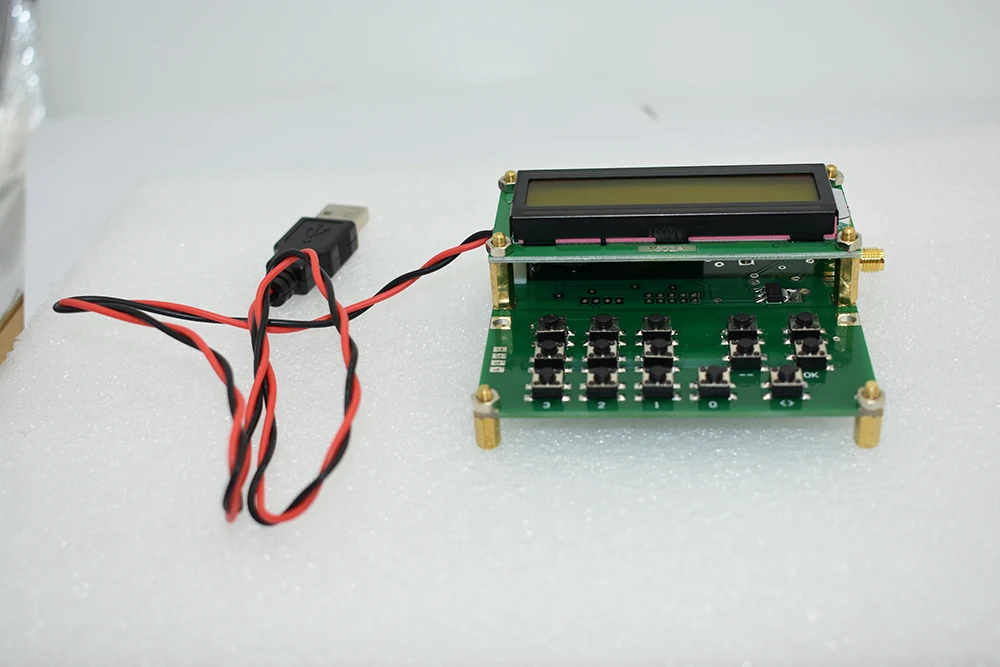 Lusya ADF4351 источник сигнала VFO генератор частоты сигнала 35 МГц до 4000 МГц цифровой ЖК-дисплей G10-005