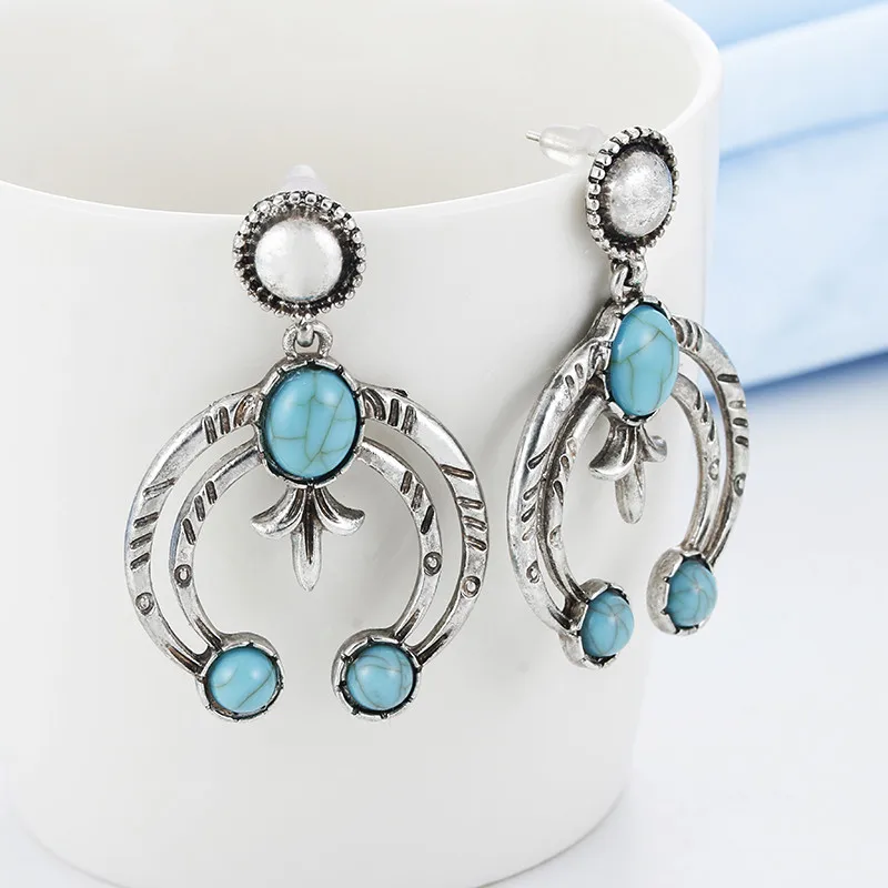 Винтажные серьги капли с кривым камнем серебристого цвета ретро богемное