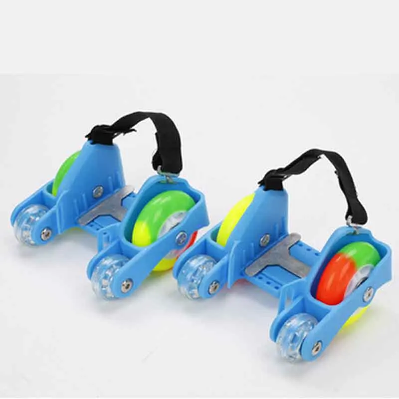 4 wheels Кроссовки из искусственной кожи со светодиодной подсветкой для детей, кроссовки для бега с полной вспышкой, 2, 4 колеса для катания на коньках, кроссовки на колесах, детская обувь для скоростного катания на коньках, колеса - Цвет: 4 wheels