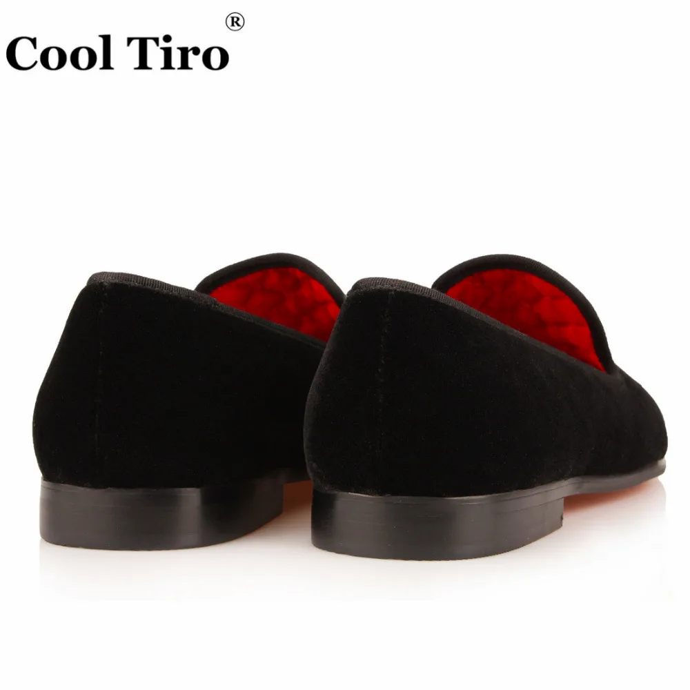 Мокасины мужские бархатные с вышивкой модные туфли в африканском стиле без