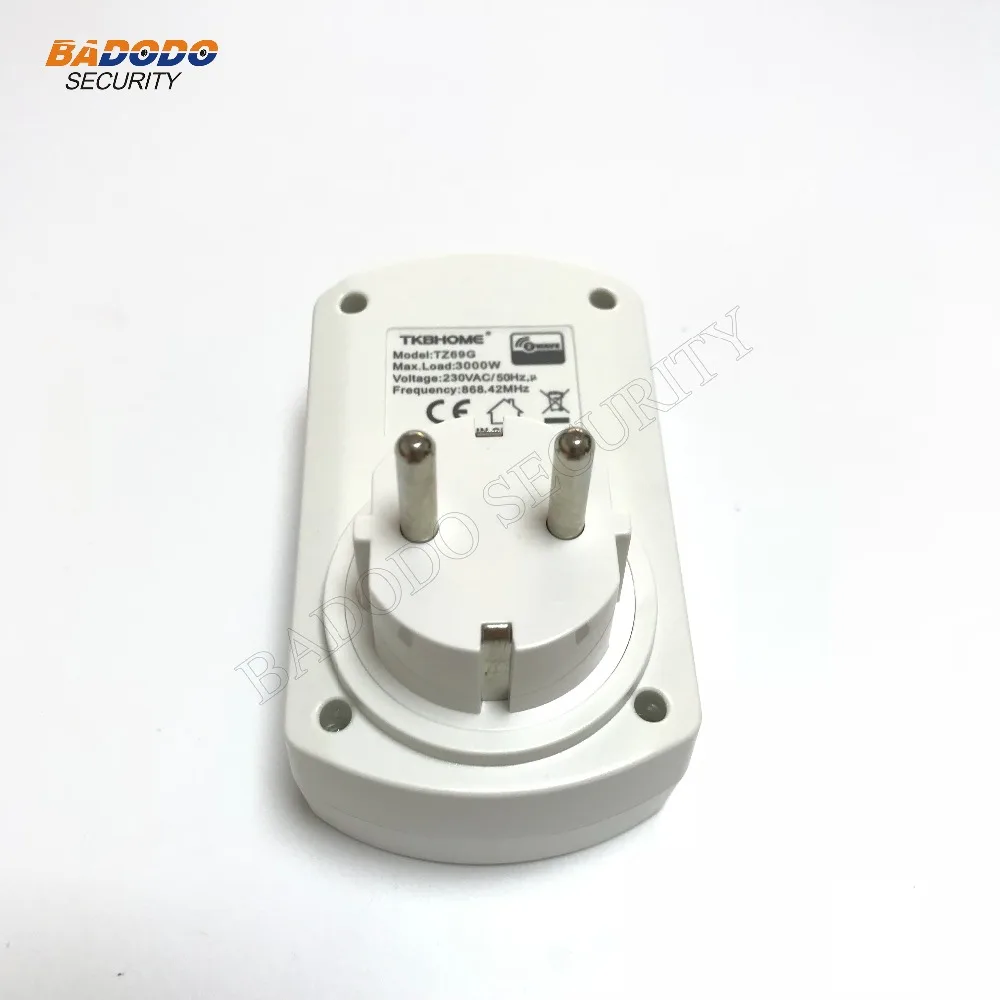 Умная электрическая розетка TKB HOME TZ69 Z-Wave plus с функцией измерителя мощности для
