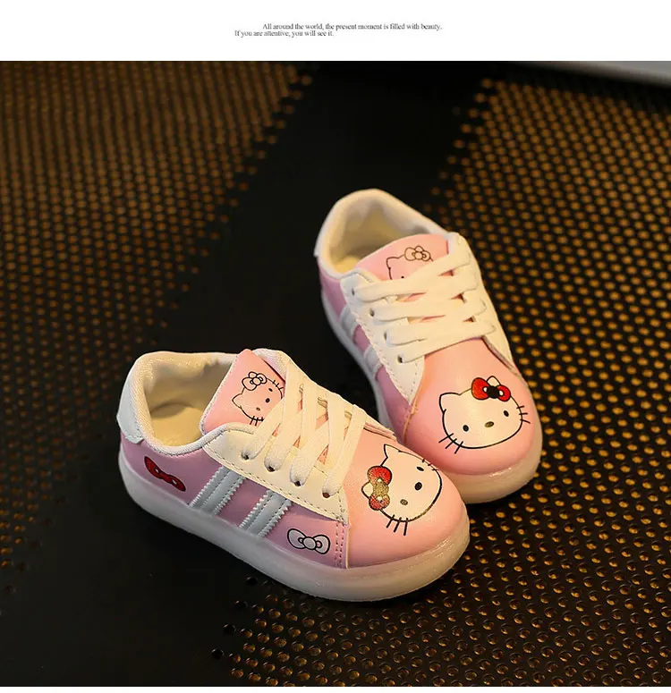 Светодиодный обувь для детей рисунок «Hello Kitty» светильник Обувь На Шнуровке ; сезон весна; модная детская одежда для мальчиков и девочек, повседневная обувь для мальчиков светодиодный светящиеся кроссовки для девочек