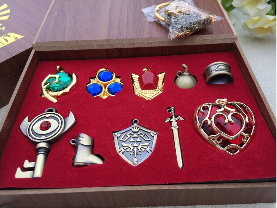 10 шт./компл. коллекция звеньев значок Triforce Hylian Shield & Master брелок в виде