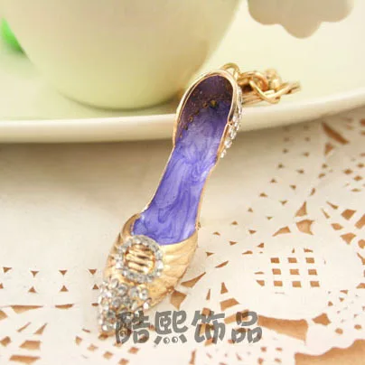 Diamond-Encrusted Alloy Keychains 436800 | Украшения и аксессуары
