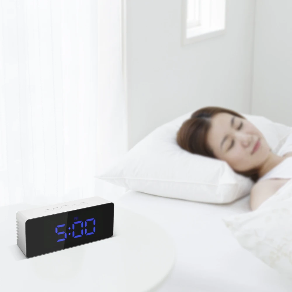 Digital Alarm Clock LED Indoor Thermometer Adjustable Luminance Table Desktop Smart Snooze Function | Дом и сад