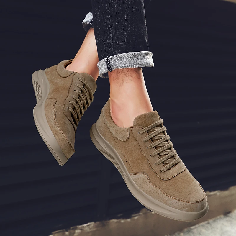 Fashion Sneakers Leather Casual Shoes Men Loafers Slip-On Men Shoes Flats Comfortable Men Autumn Shoes Leather Moccasins