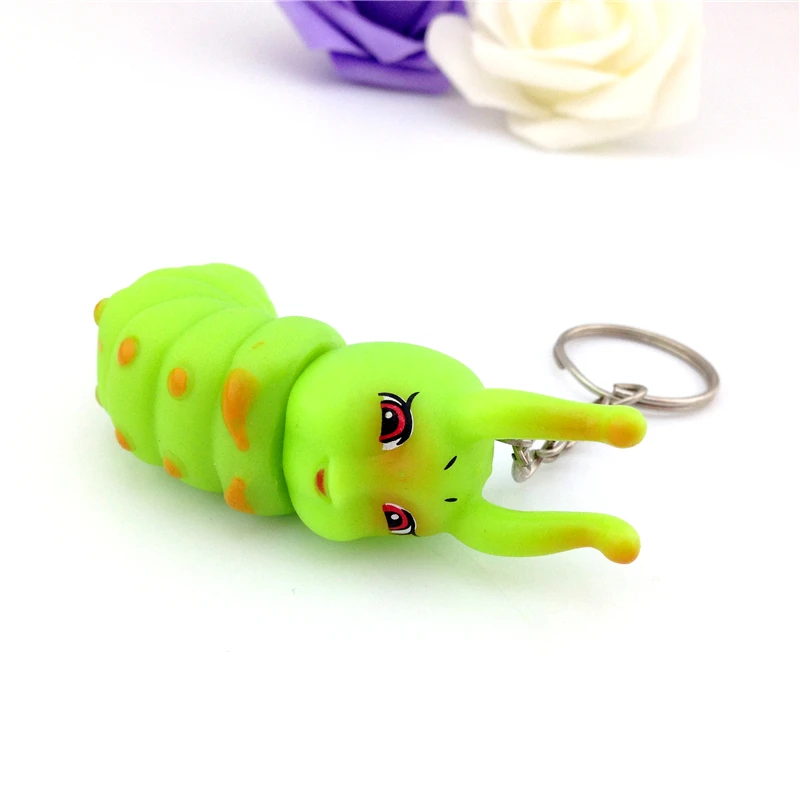 Бесплатная доставка брелок с зеленой гусеницей маленький подарок на Новый год 2017