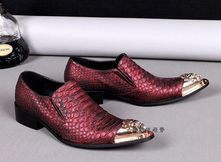 2017 Обувь Из Натуральной Кожи Мужчины Башмаки Острый Металл Toe Туфли Змеиной