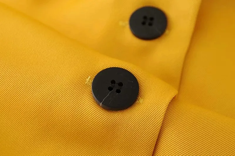 Мини-платье женское ТРАПЕЦИЕВИДНОЕ на пуговицах с V-образным вырезом и коротким