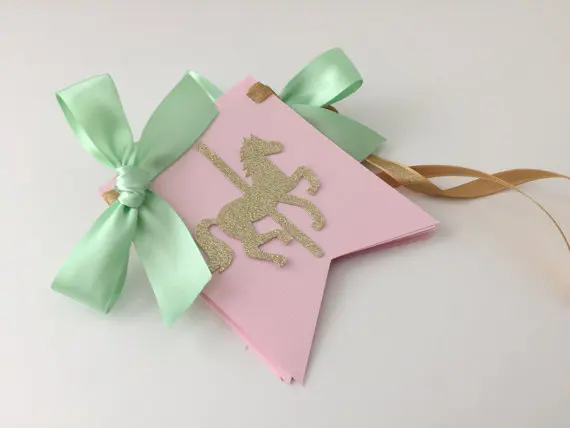 Индивидуальная Карусель лошадь День Рождения Вечеринка высокий стул баннер для