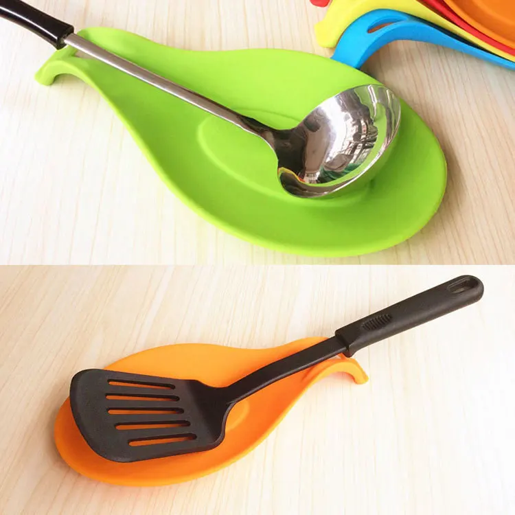 

Attractive 100Pc Silicone Spoon Insulation Mat Placemat Drink Glass Coaster Tray Free shipping