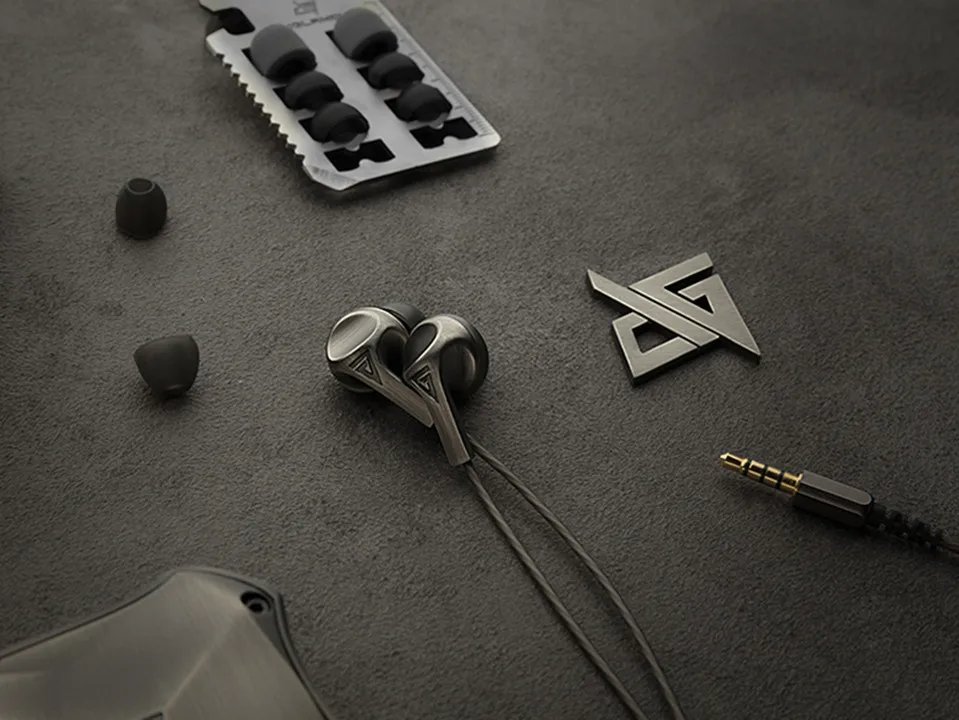 AUGLAMOUR F200 Динамический драйвер HiFi металлические наушники-вкладыши с микрофоном и