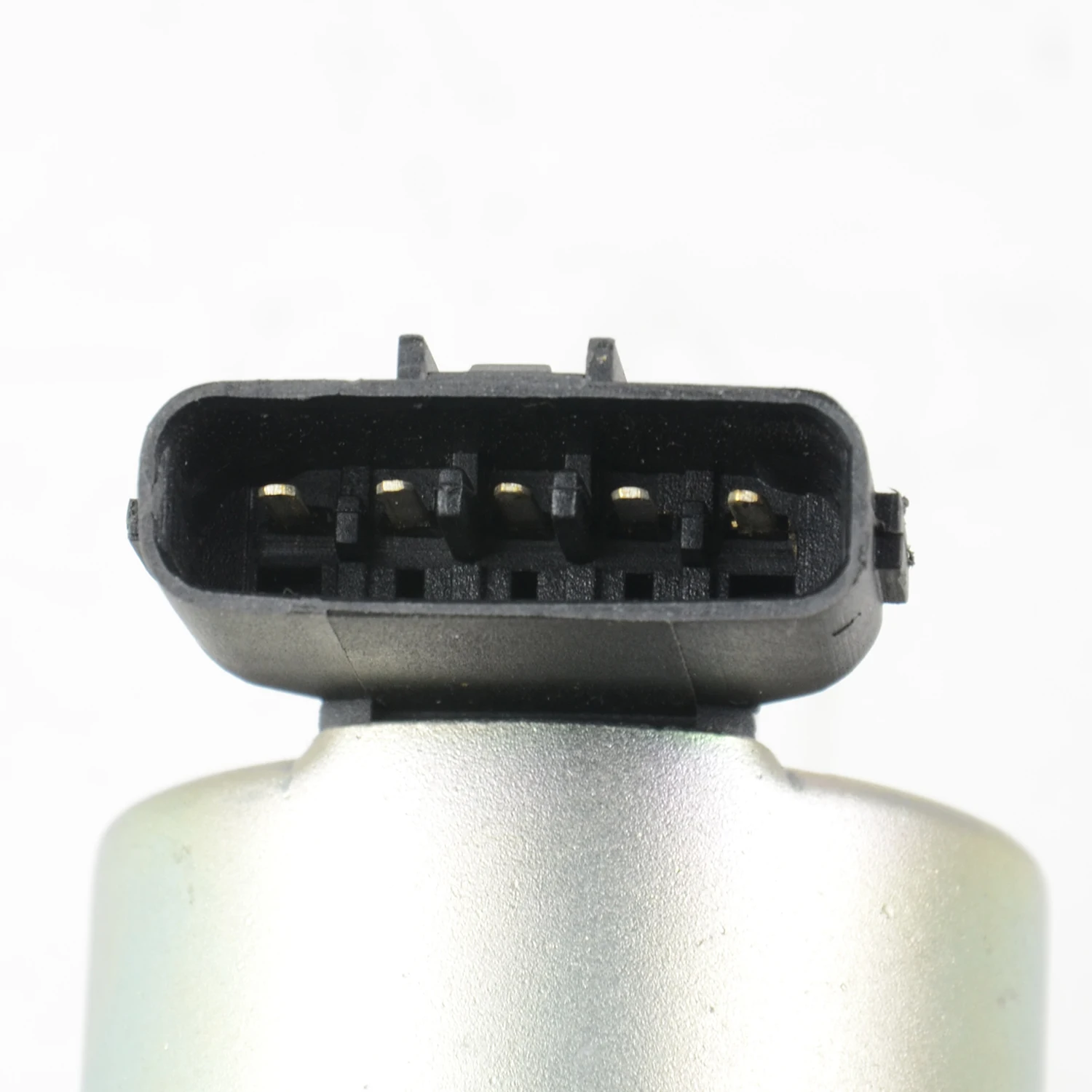 

AP02 EGR VALVE For VAUXHALL OPEL ASTRA H/MK5 MK V 1.7 CDTI 851749 0851749 97358613 8973586130 8980607961 98060796 8-97358613-0