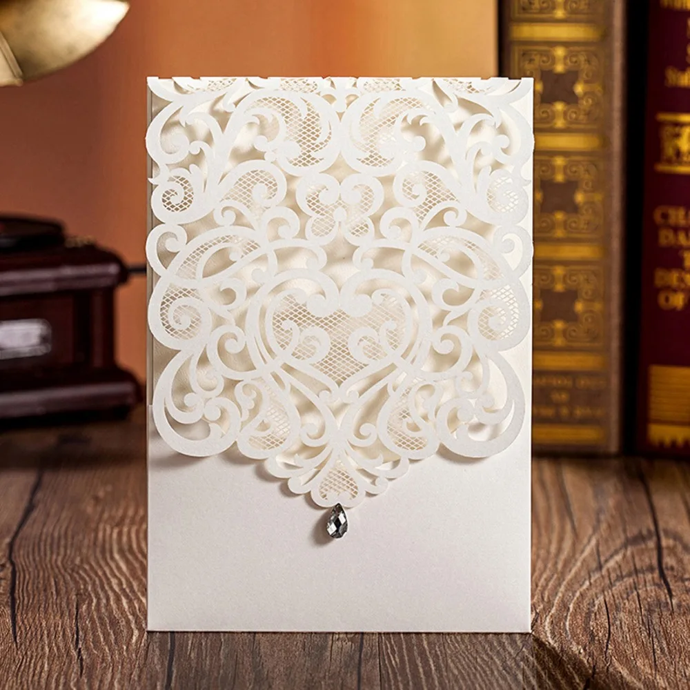 

WISHMADE White Gold Laser Cut Wedding Invitations Cards With Rhinestone Vintage Flower Customized ,50 Pieces CW5001