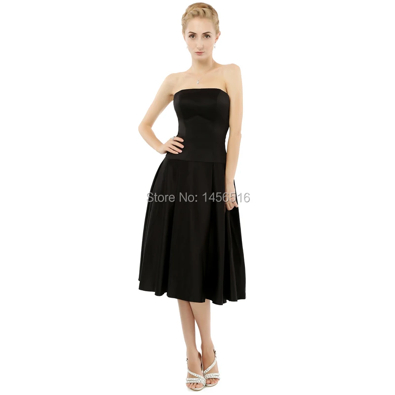 Черное простое ТРАПЕЦИЕВИДНОЕ короткое платье без бретелек выпускное 8-го класса