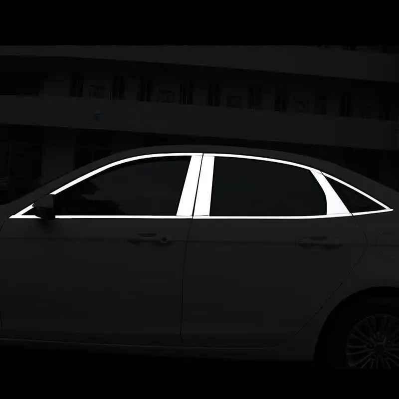 Автомобильный багажник на окно хромированный модифицированный декоративный