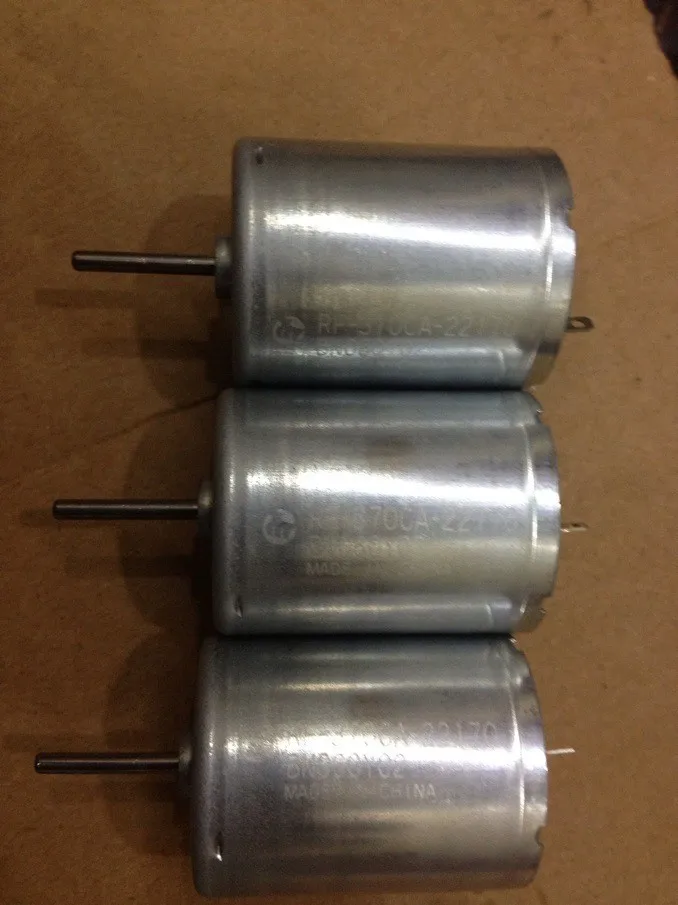 Физический магазин продаж Точка питания постоянного тока 12V RF-370-22170 мотор
