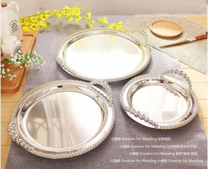 Современный круглый посеребренный сервировочный поднос для парфюмерии десерта