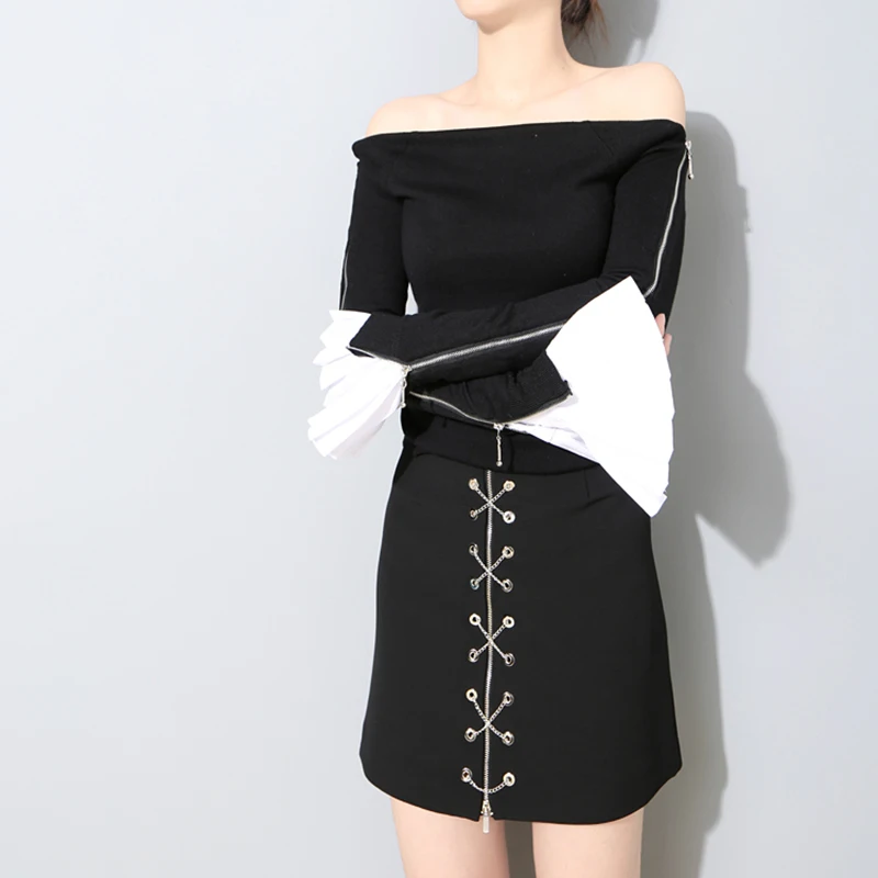 TWOTWINSTYLE Fashion Pleated Gloves Women Flared Cuffs All-match Basic Clothes Accessories New