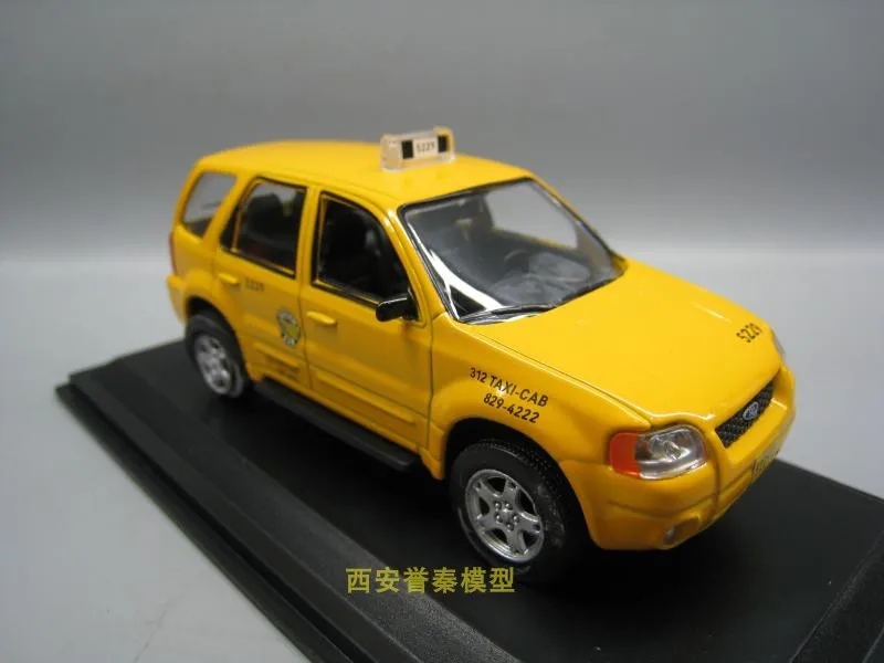 LEO 1/43 масштабная модель автомобиля игрушки FORD ESCAPE HYBRID Chicago 2005 такси литье под