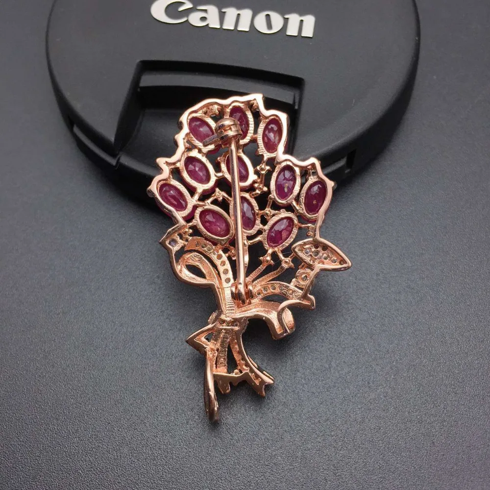 Женская Брошь с натуральным красным Рубином серебряная брошь камнем 925 пробы