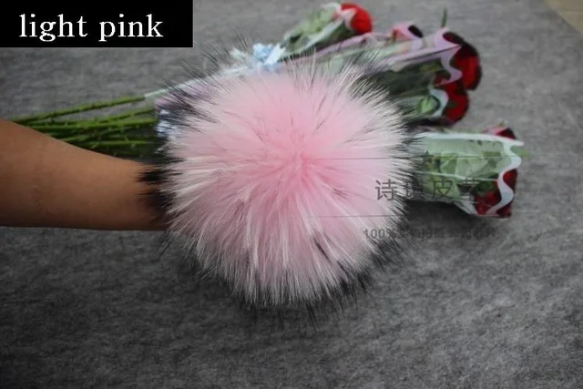 light pink 15 шт./лот, помпон из натурального меха енота, помпоны из натурального меха для женщин и детей, зимняя шапка Skullies Beanie, помпоны DIY - Цвет: light pink