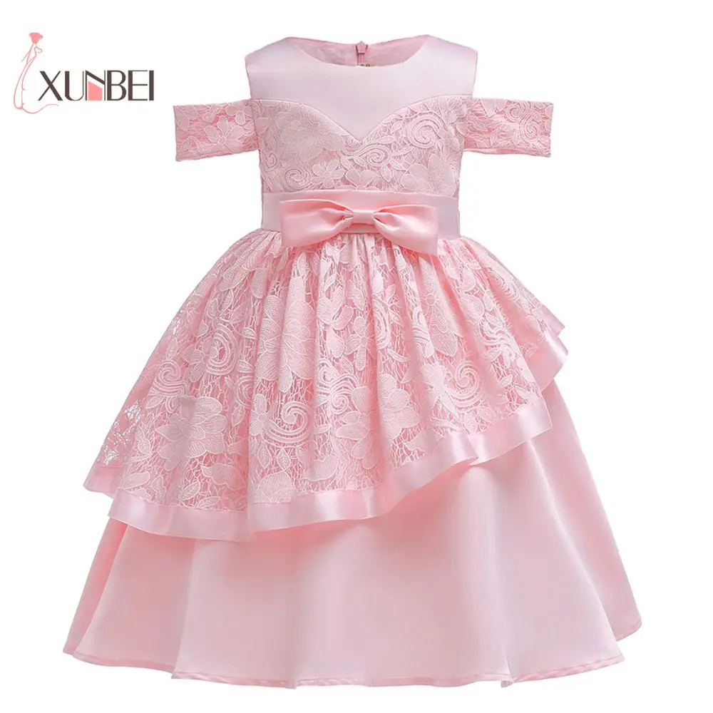 

Knee Length Lovely Pink Lace Flower Girl Dresses 2019 Off Shoulder Communion Dresses Pageant Dress For Girls