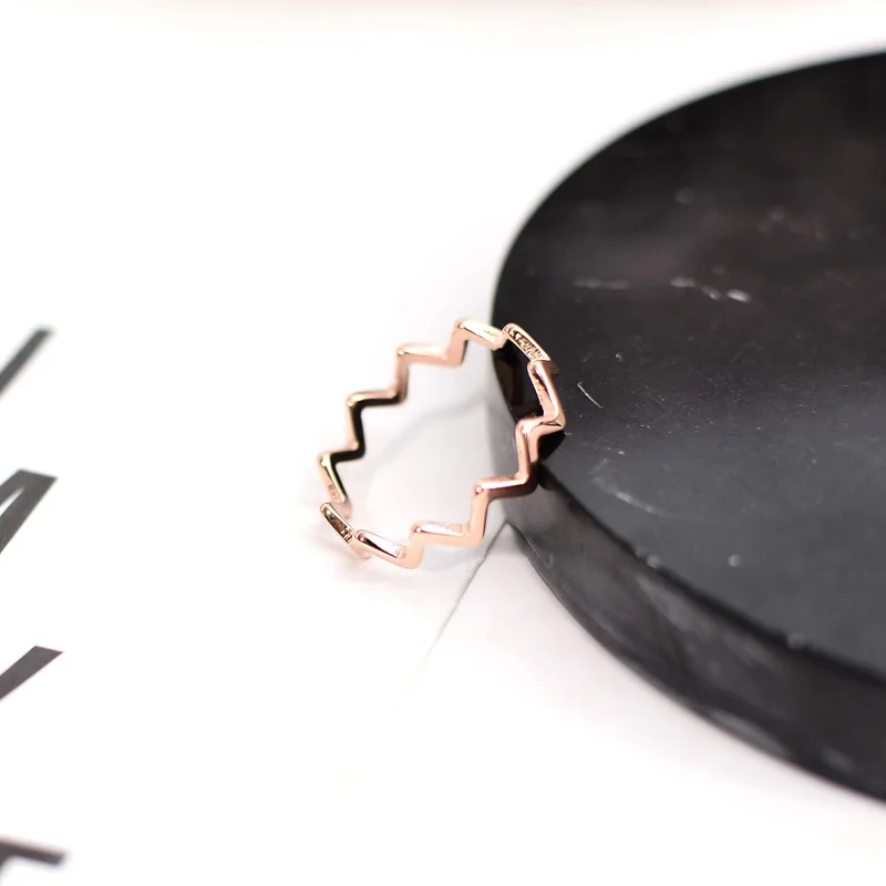 Новинка 2021 простое кольцо YUN RUO на палец в форме волны модное ювелирное изделие