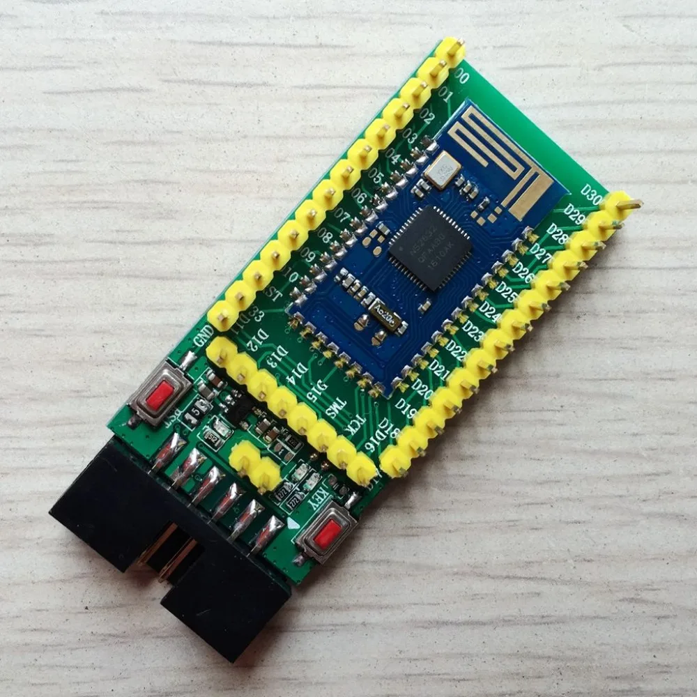 

Плата разработки NRF52832, плата золотого ядра