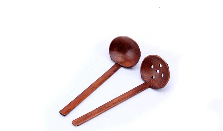 

2pcs/lot Advanced handmade Japanese wooden spoon Soup Ladle Wooden Cooking Scoop Leak Spoon Catering Tableware Wooden LC 012