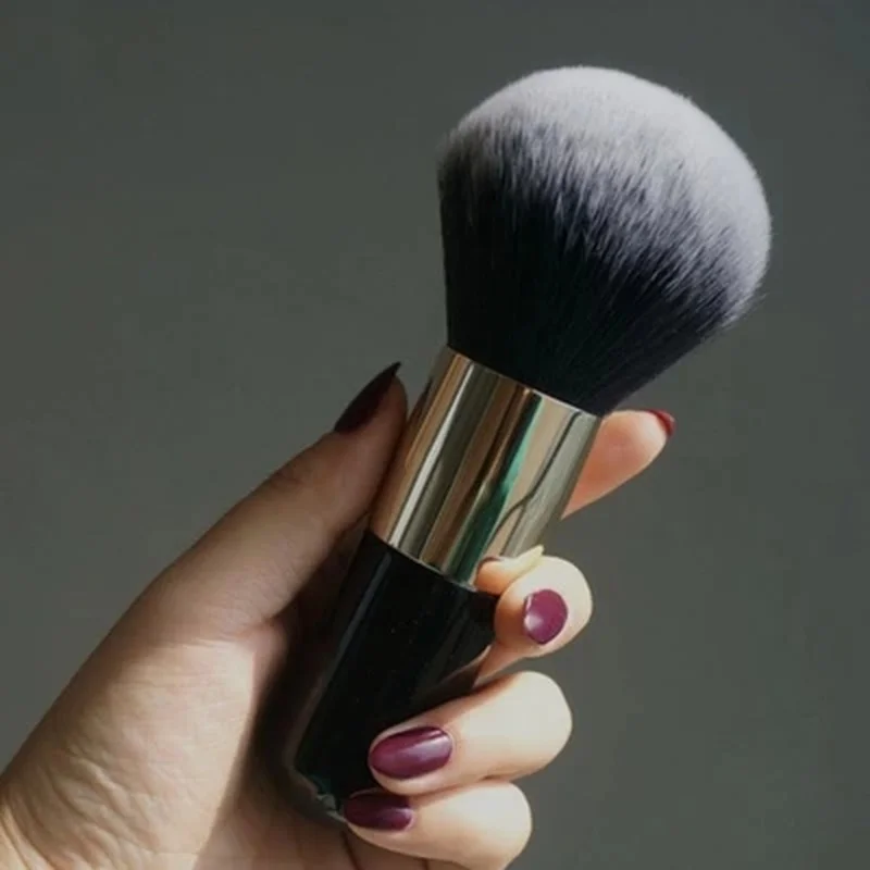 

Soft makeup brush Oversized loose powder brush honey powder blush brush rest powder brush cosmetic beauty tool