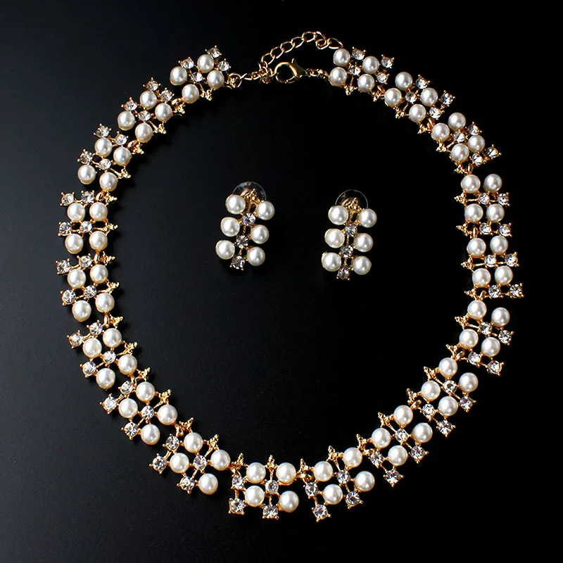 Комплект из колье и серёг с искусственным жемчугом | Украшения аксессуары