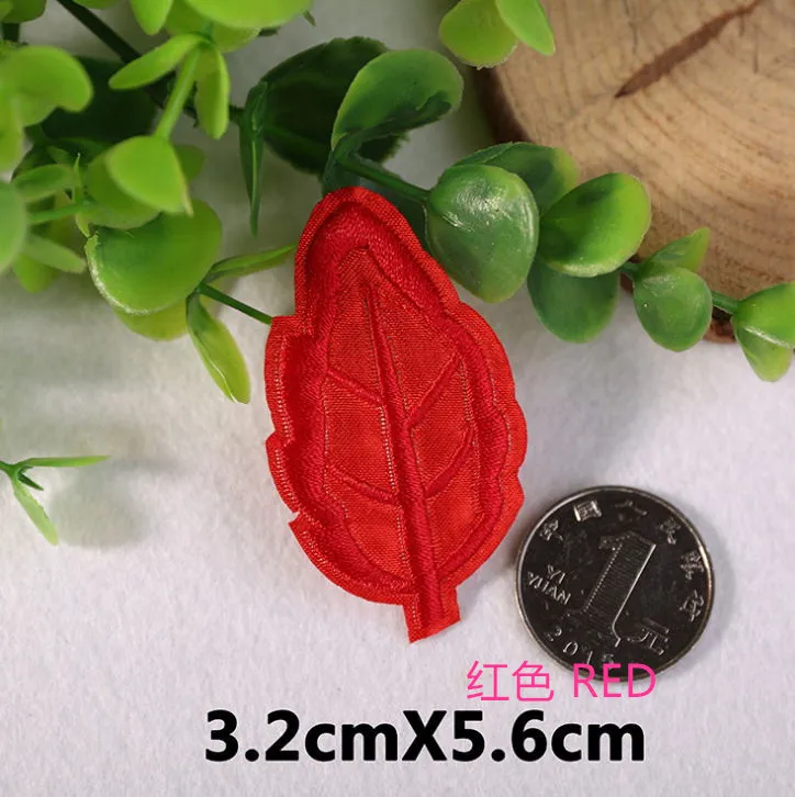 10 шт. нашивки с вышивкой в виде листьев