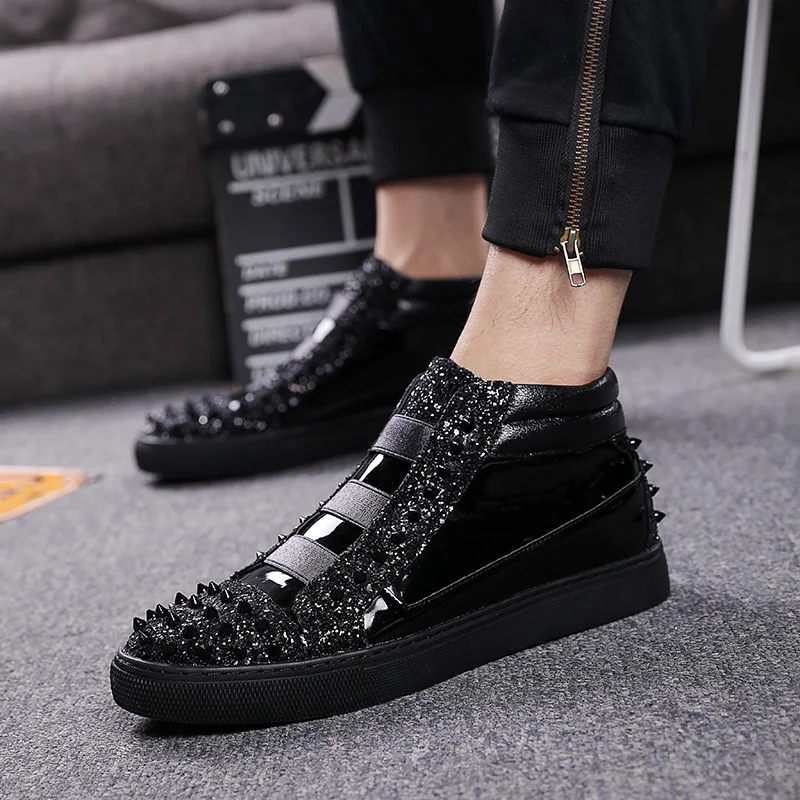 YD-EVER rivet patent leather Men sport shoes Height Increasing shiny Man Brand Outdoor Sneakers Walking Sport sneakers | Обувь