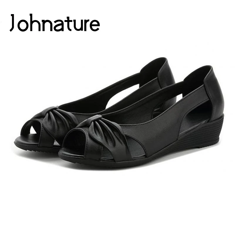 Женские босоножки на танкетке Johnature однотонные повседневные из натуральной кожи