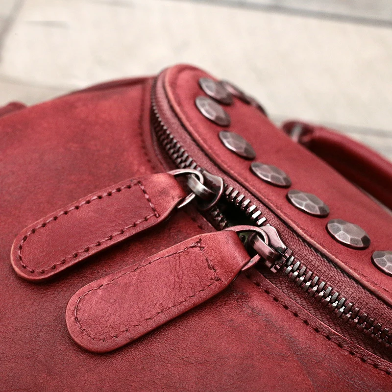 

Handmade Rivets Women Handbags Female Retro Shoulder Bag Soft Leather Messenge Bags Imported Genuine Leather Cow Leather Vintage