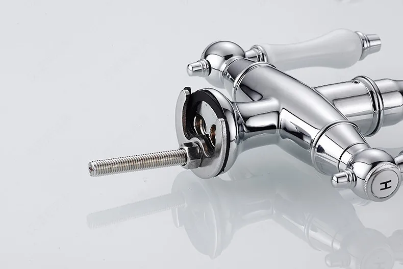 Двойная керамическая ручка кухонный кран для раковины с твердой латунной