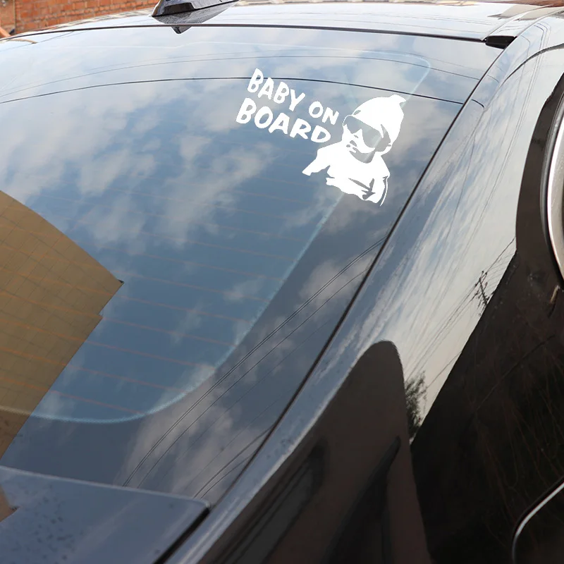 

YJZT 16.5X10.7CM BABY ON BOARD Fashion Cartoon Car Sticker Body Decoration Accessories C25-0019