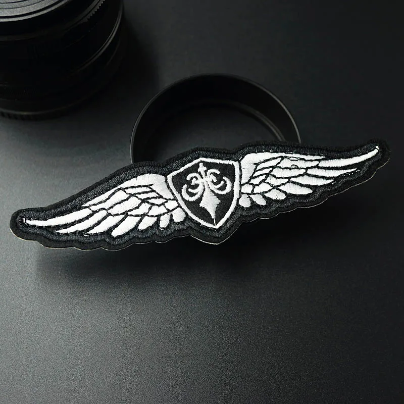 Белое крыло (Размер: 3 0x11 0 см) нашивка вышитая аппликация шитье железо на нашивке