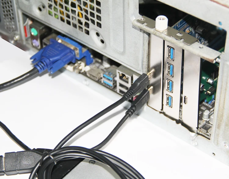 Адаптер-преобразователь USB 3 1 Type C в PCI Express x4 2 порта s 10 Гбит/с порт Type-C Карта