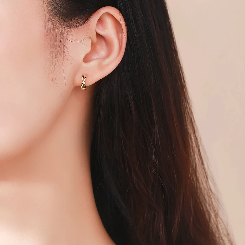 Милые круглые кольца Mobius из стерлингового серебра 925 пробы золотого цвета