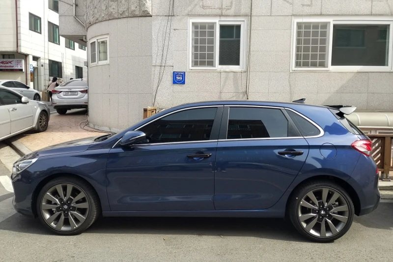 Для hyundai I30 I20 спойлер высокого качества из углеродного волокна материал Автомобильный задний спойлер 2008