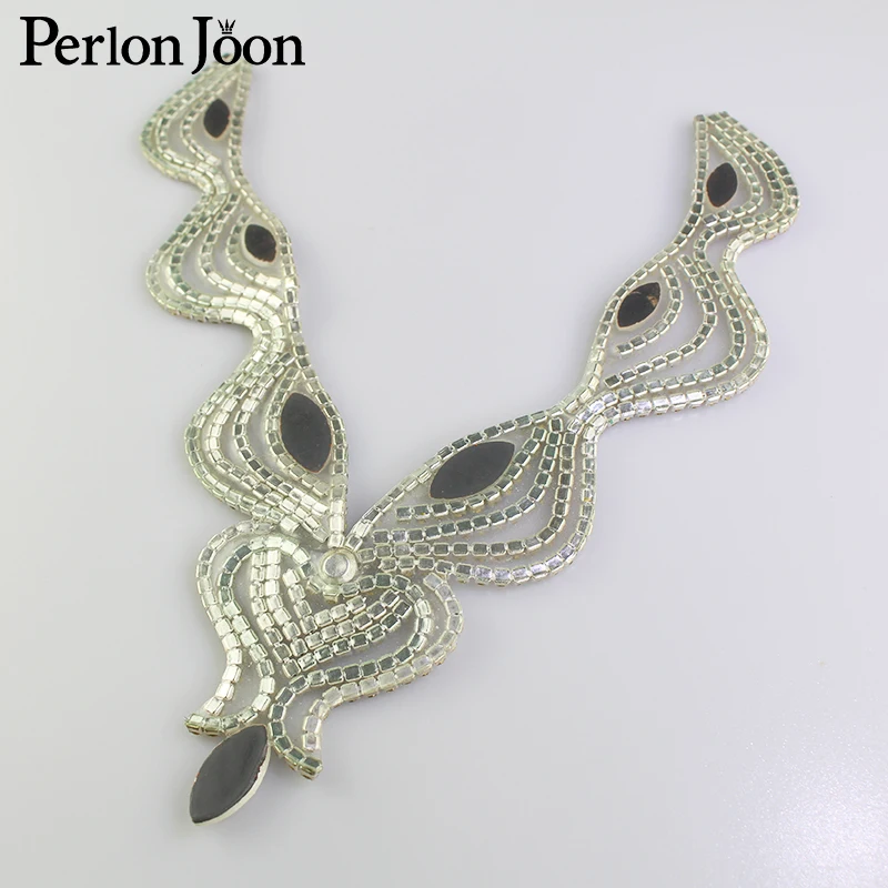 Глубокий V-образный кристалл воротник стразы декольте патч горячей фиксации