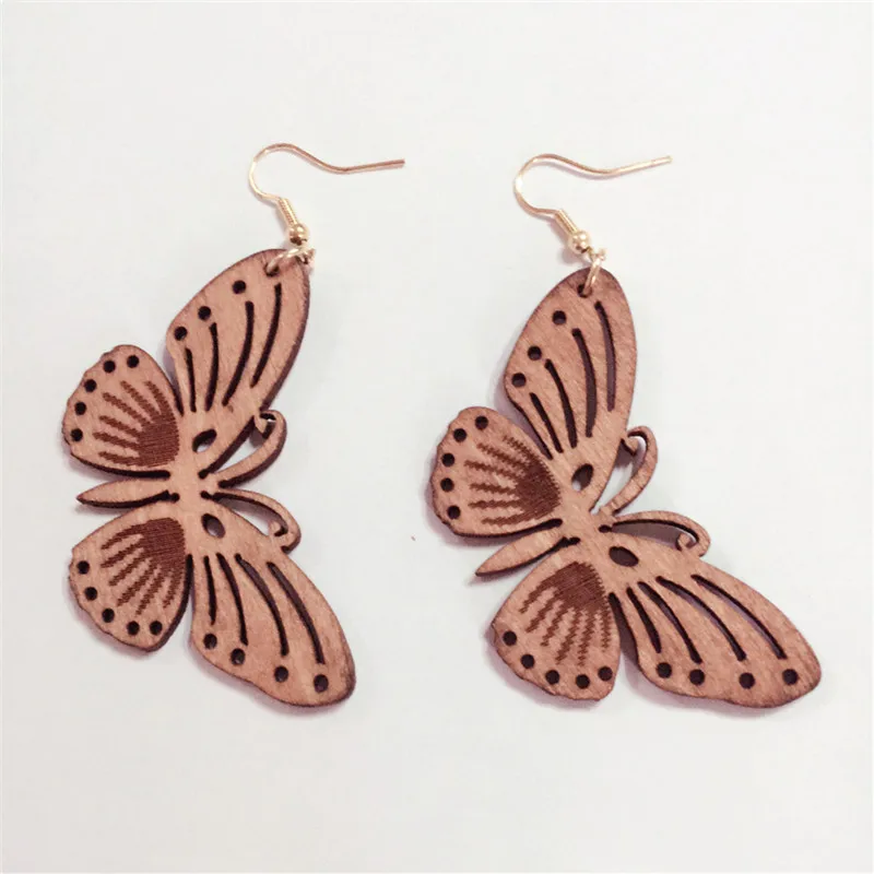 Женские деревянные серьги в картонной коробке красные и коричневые зеленого