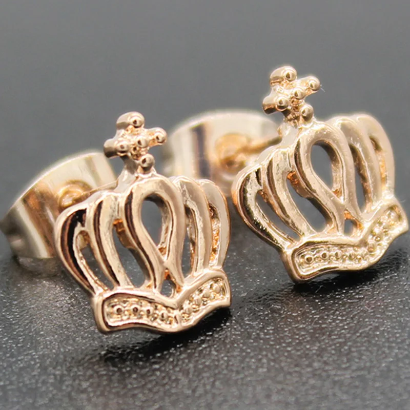 ISINYEE модные маленькие серьги гвоздики с крестом в форме короны для женщин и
