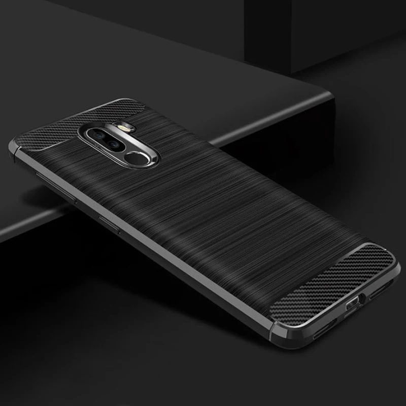 Чехол для Xiaomi Pocophone F1 ударопрочный чехол накладка из углеродного волокна и ТПУ